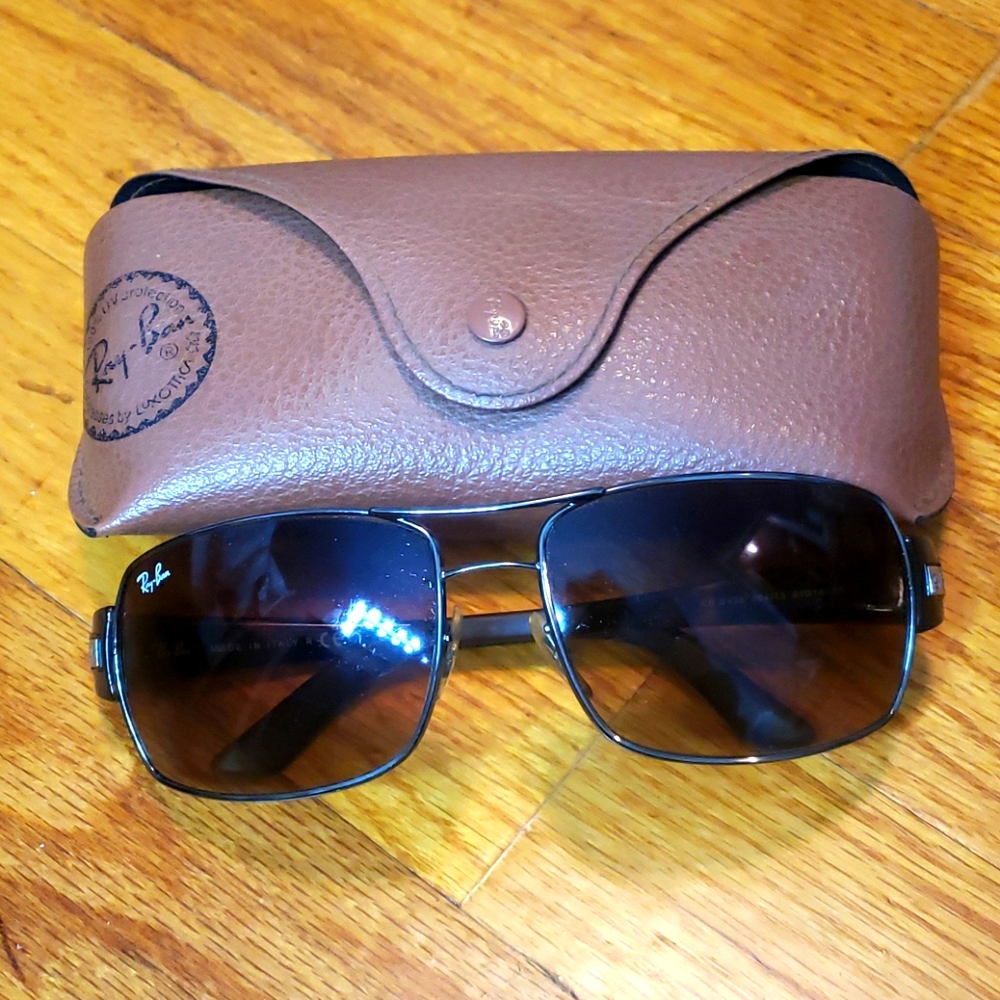Ray-Bans RB3426